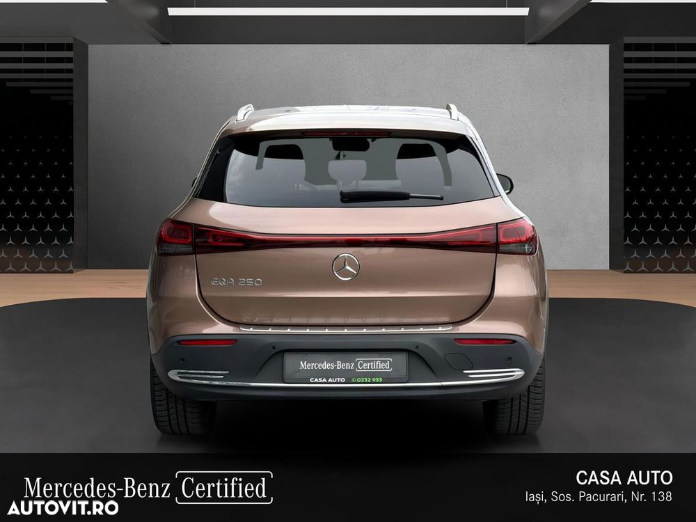 Mercedes-Benz EQA 250 - 5