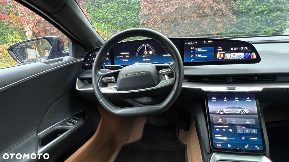Lucid Air - 17