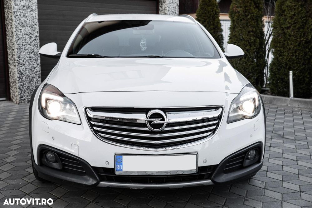 Opel Insignia - 12