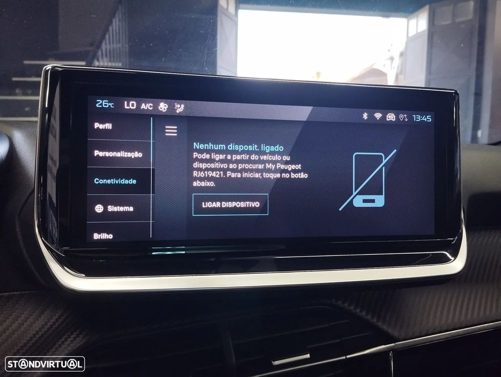 Peugeot 2008 1.2 PureTech Allure EAT8 - 30