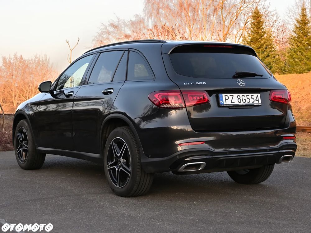 Mercedes-Benz GLC - 7