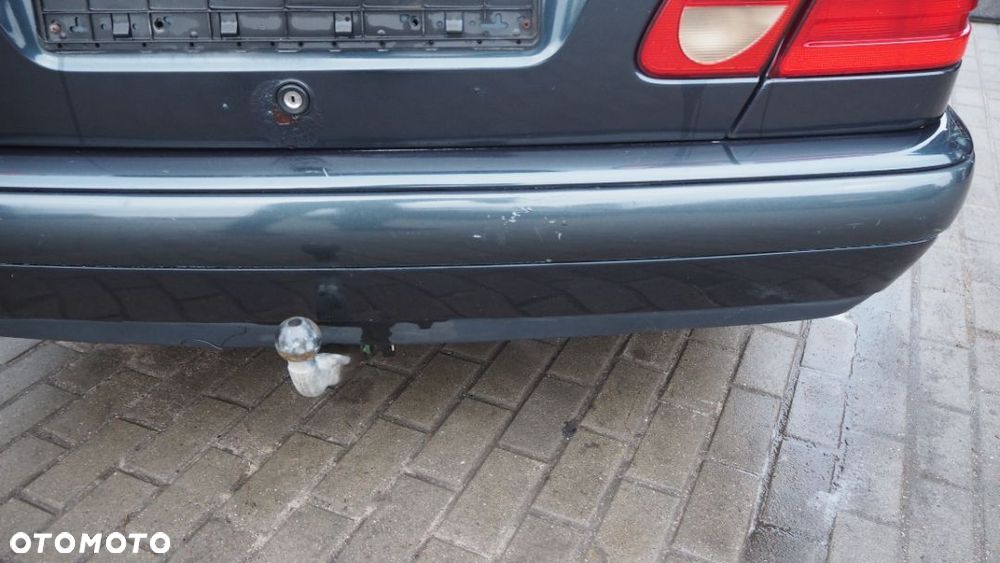 Hak Tylny do Przyczepki Mercedes W210 Sedan E-Klasa - 3