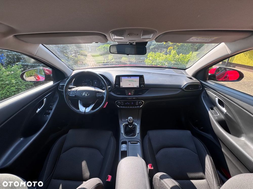Hyundai i30 i30cw 1.4 Intro Edition - 8