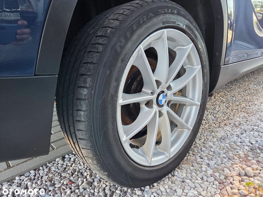 BMW X1 xDrive18d xLine - 6
