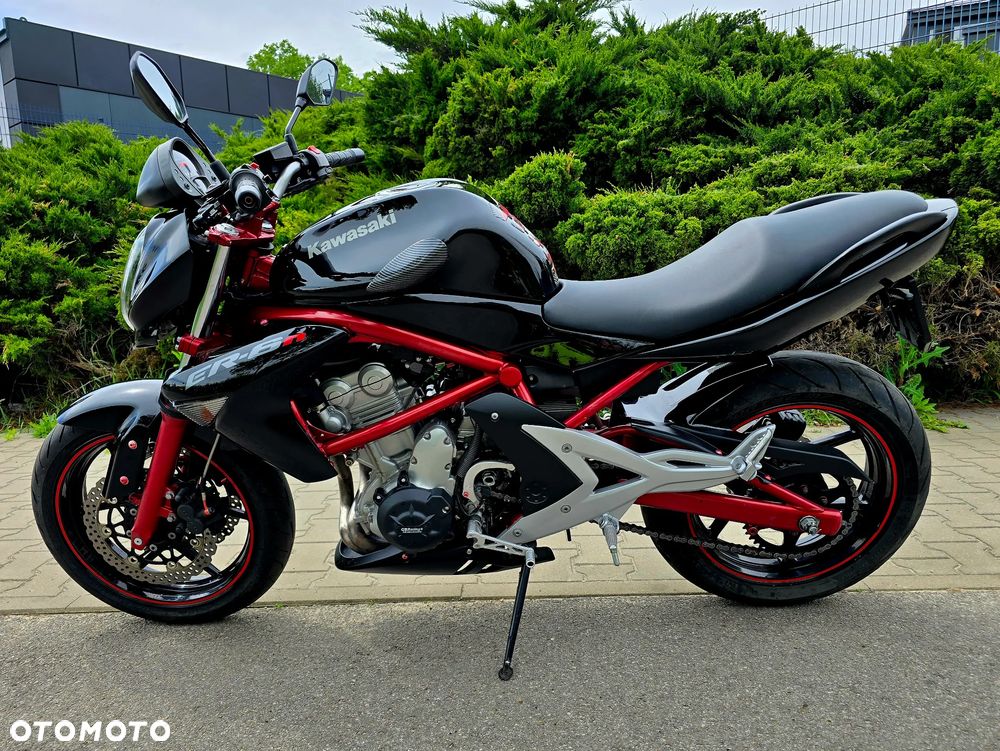 Kawasaki ER - 2