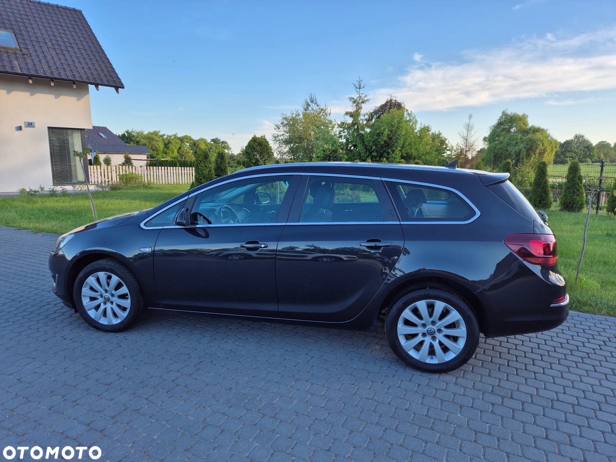 Opel Astra 1.6 D (CDTI) Start/Stop Sports Tourer Dynamic - 14