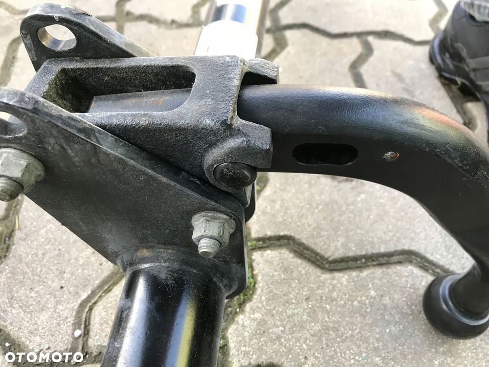 ODPINANY HAK HOLOWNICZY OPEL ZAFIRA VIVARO - 6