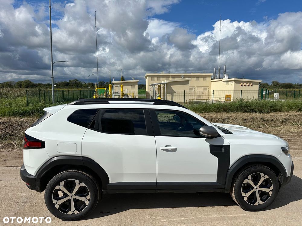 Dacia Duster 1.6 Full Hybrid 140 Extreme MMT - 4