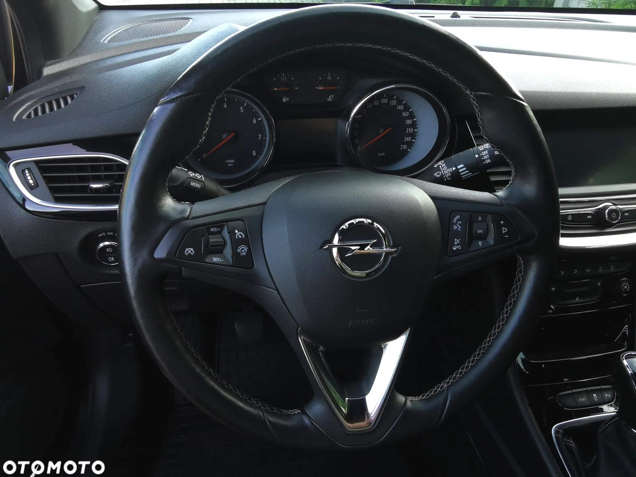 Opel Astra 1.4 Turbo Innovation - 33