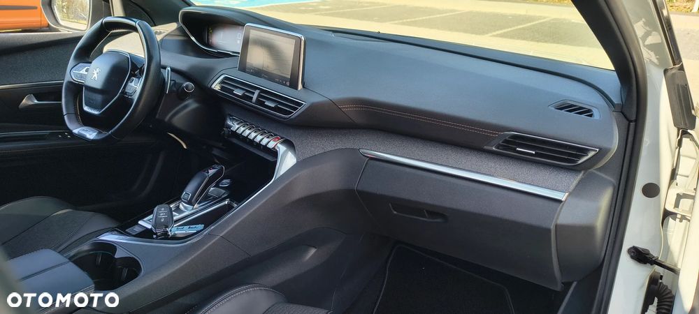 Peugeot 3008 - 15