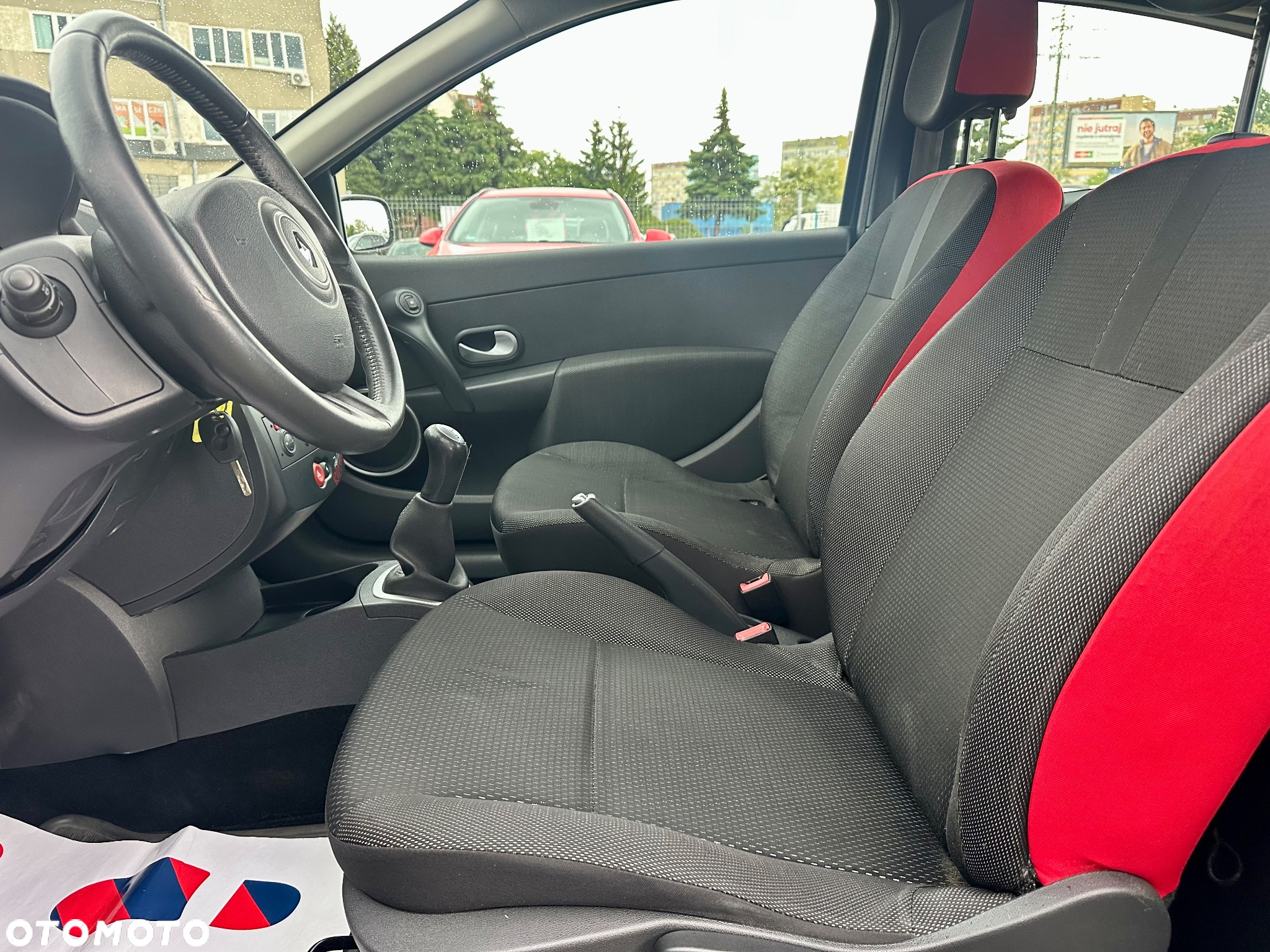 Renault Clio 1.2 16V Ripcurl - 12