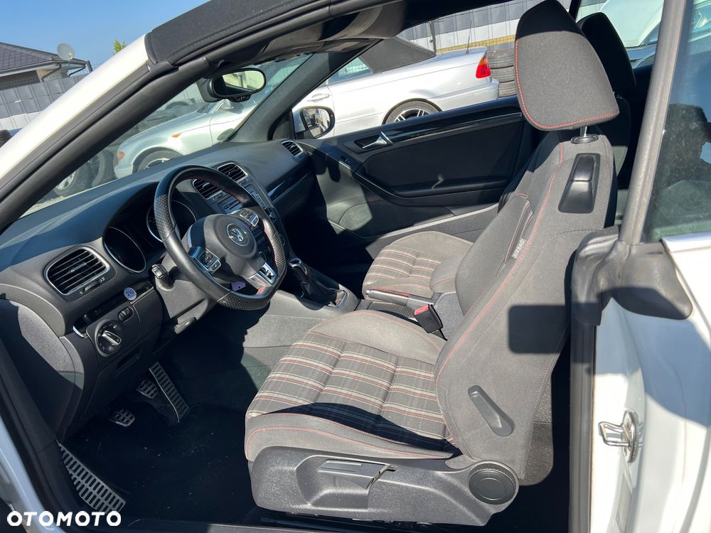 Volkswagen Golf - 12