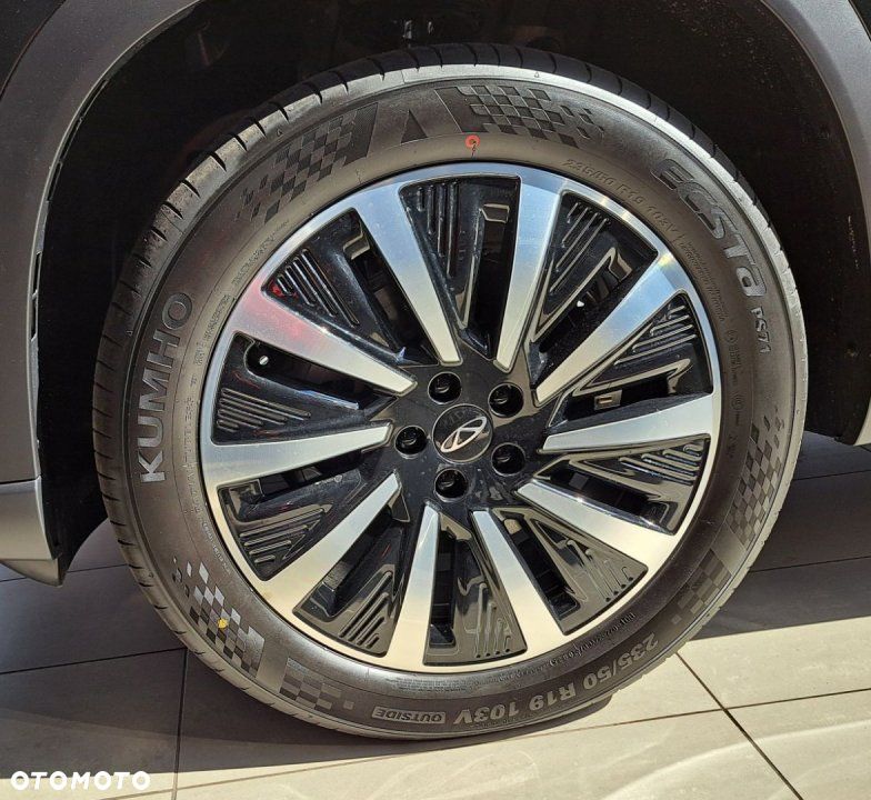 Chery Tiggo 8 - 18