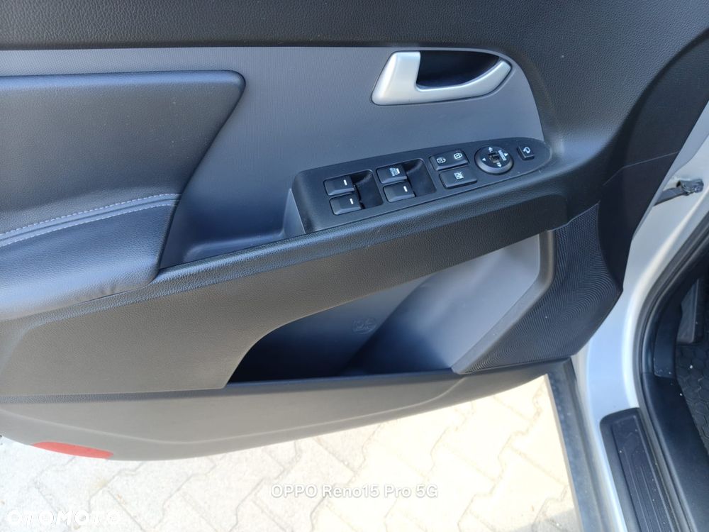 Kia Sportage 2.0 CVVT 4WD Spirit - 13