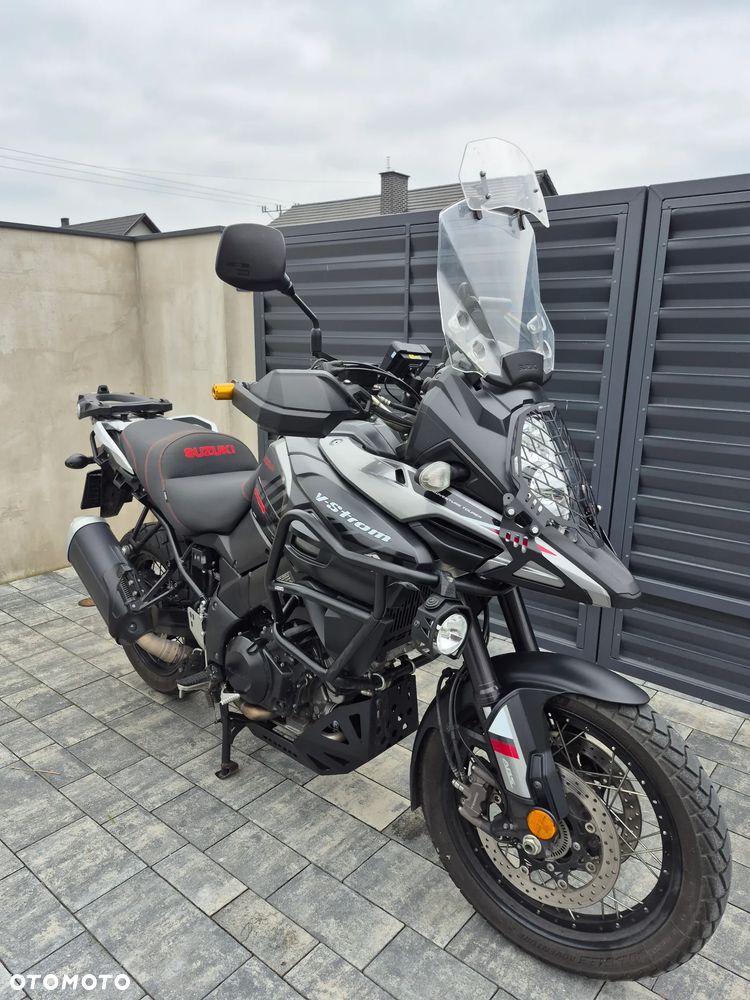 Suzuki DL - 4