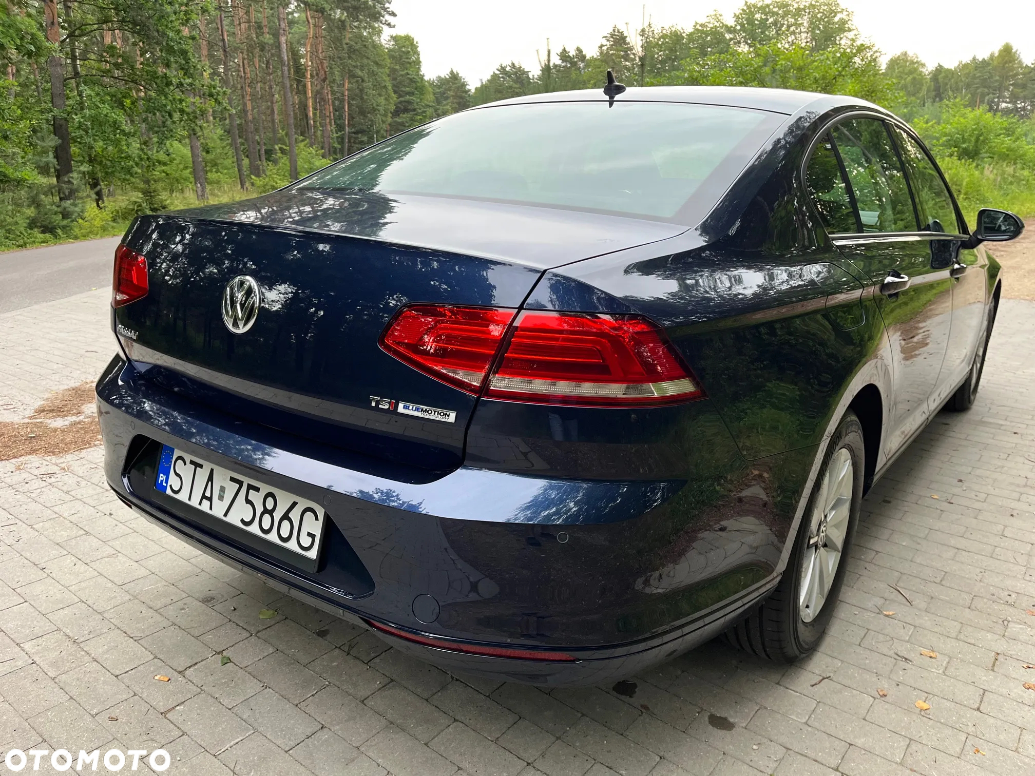 Volkswagen Passat 1.4 TSI BMT Trendline - 16
