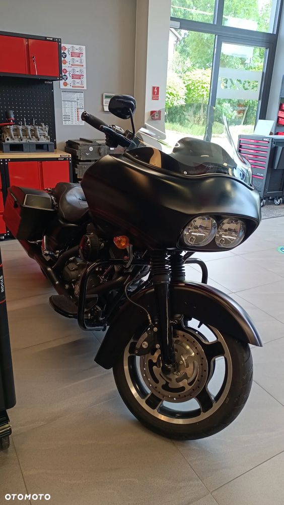 Harley-Davidson Touring Road Glide - 4