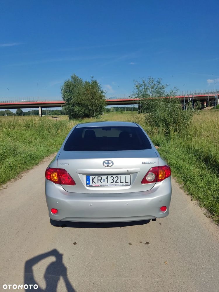 Toyota Corolla 1.33 VVT-i Luna - 4