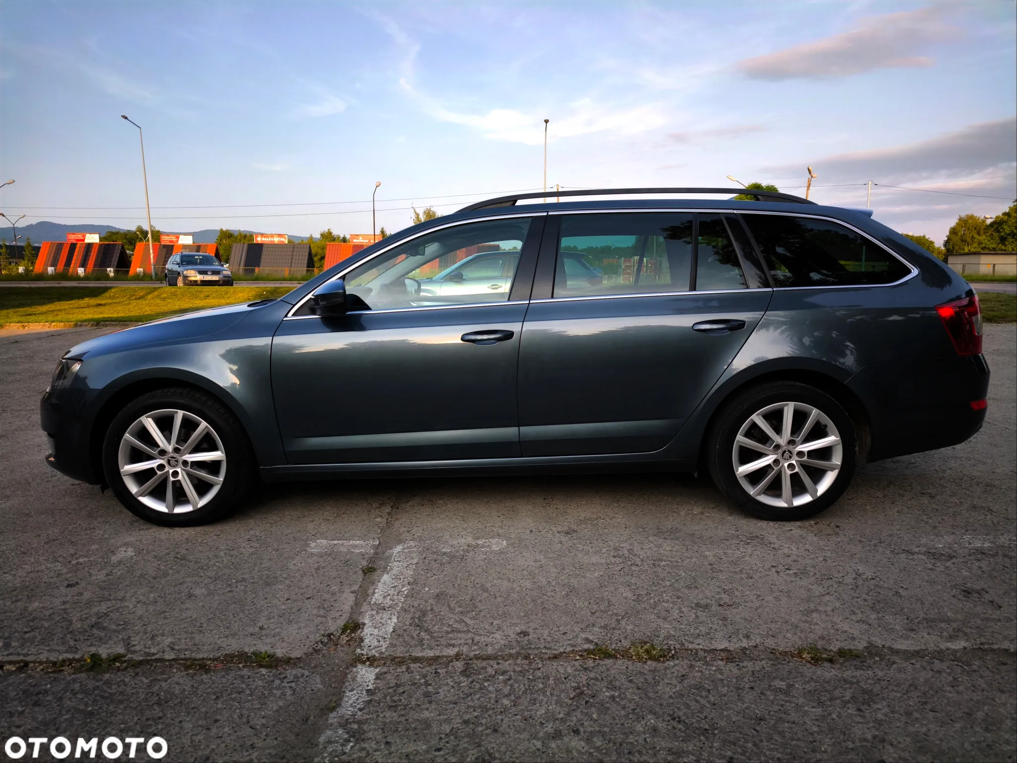 Skoda Octavia Combi 2.0 TDI Style - 6