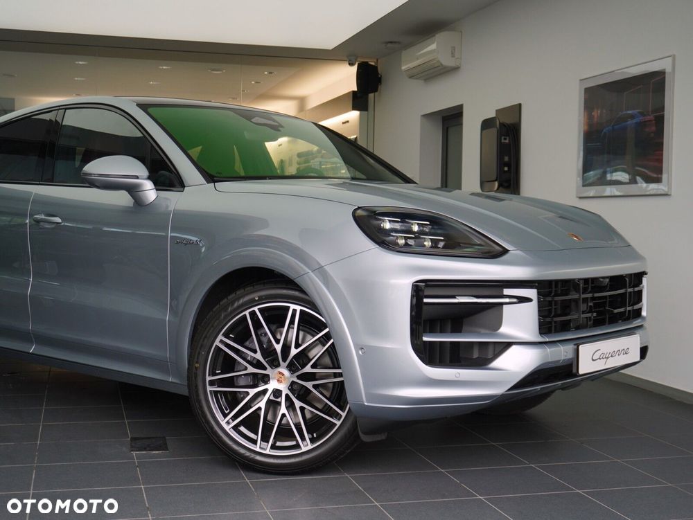 Porsche Cayenne E-Hybrid PHEV Black Edition - 3