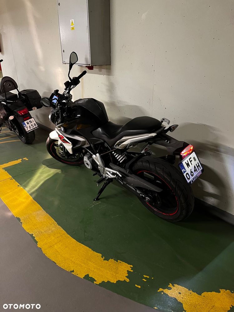 BMW G - 9