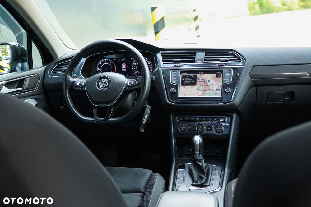 Volkswagen Tiguan 2.0 TDI SCR 4MOTION DSG Highline - 18