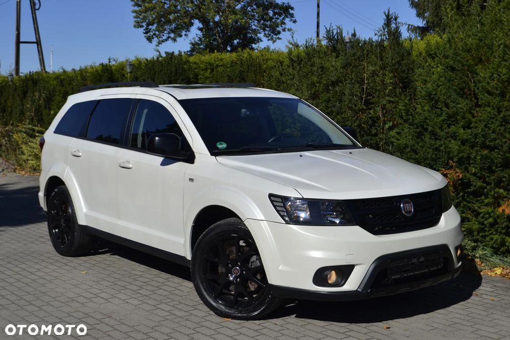 Fiat Freemont 2.0 Multijet Black Code AWD - 1