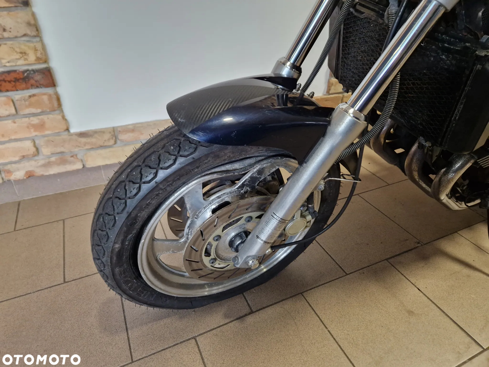 Yamaha FZX - 13
