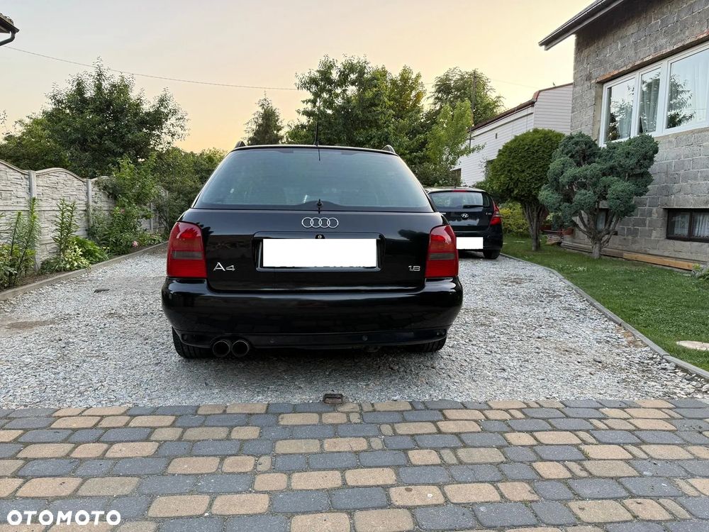Audi A4 Avant 2.6 - 5