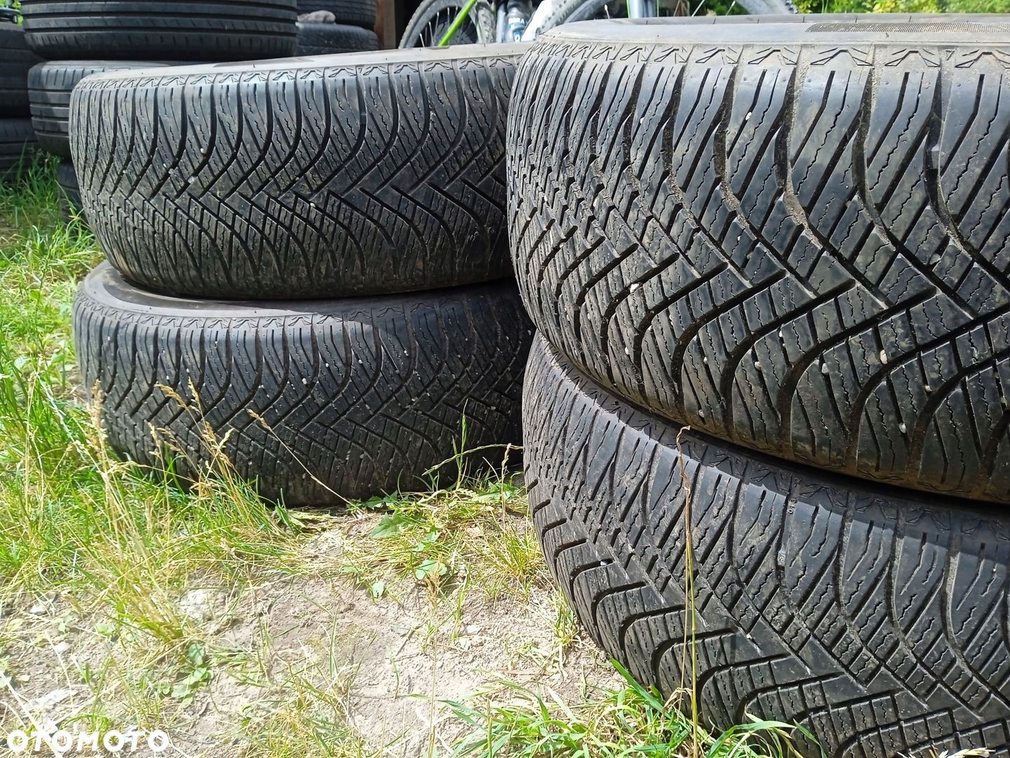 opony całoroczne Goodride Allseason Elite 235/55 R18 100V 2022r 6mm - 1