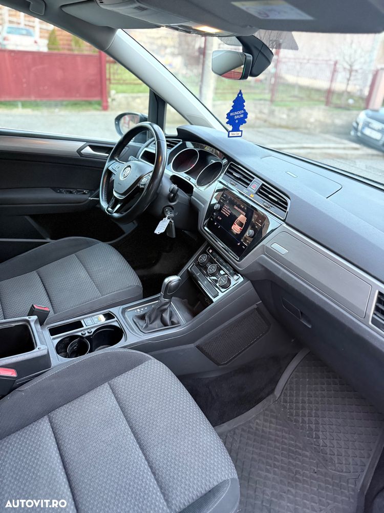 Volkswagen Touran 1.4 TSI (BlueMotion Technology) DSG Highline - 9