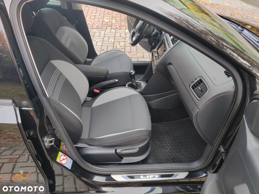 Volkswagen Polo - 26