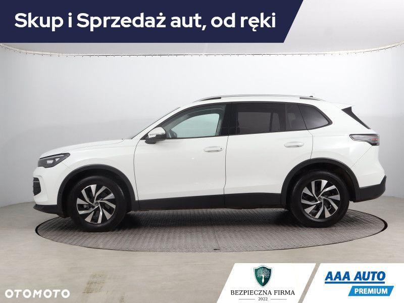 Volkswagen Tiguan - 3