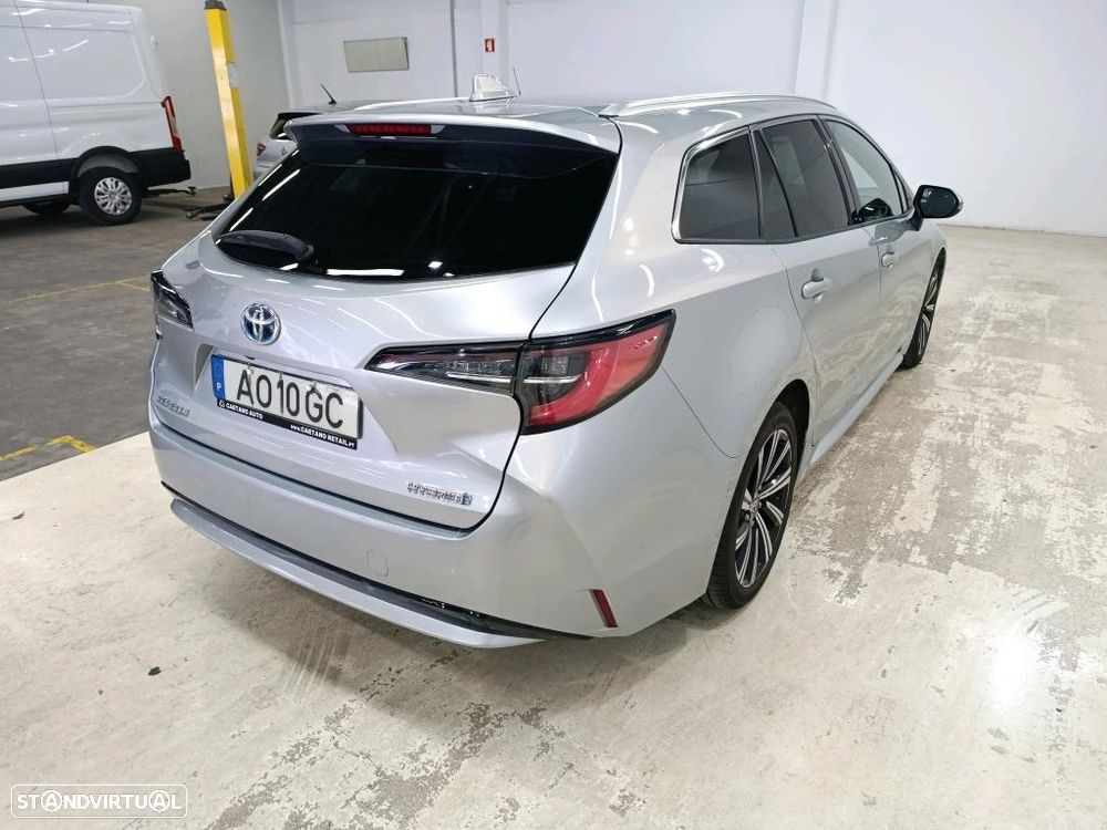 Toyota Corolla Touring Sports 1.8 Hybrid Comfort+P.Sport - 4