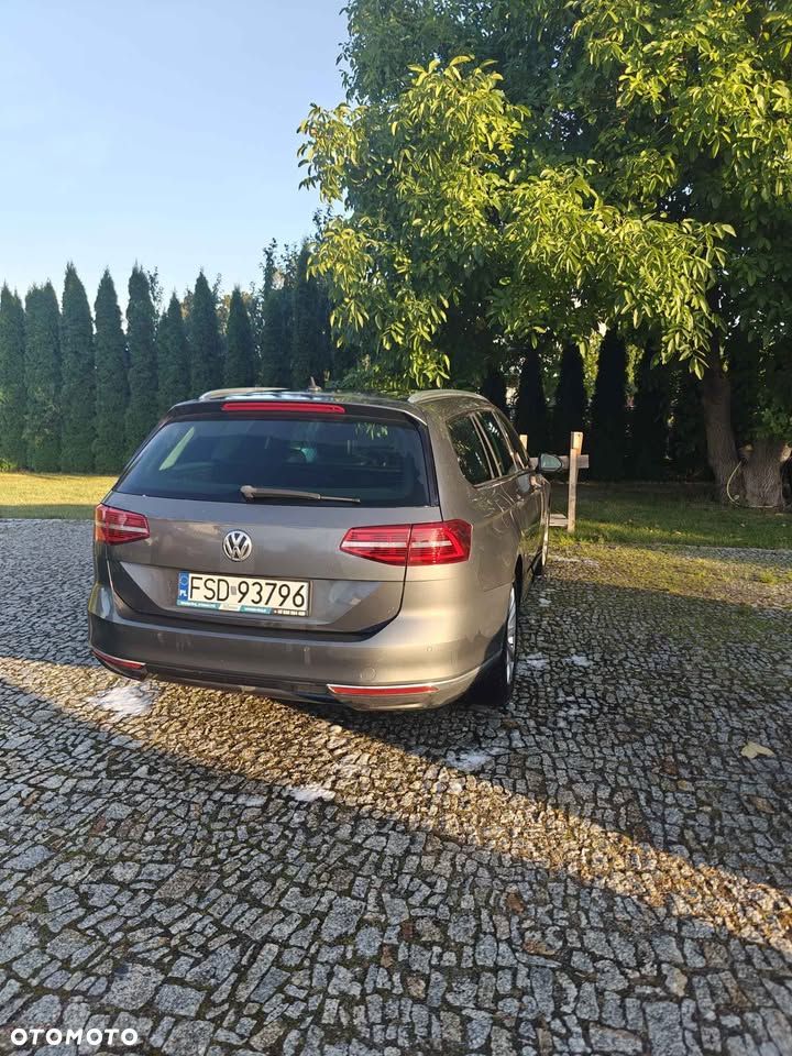 Volkswagen Passat 2.0 TDI BMT Highline DSG7 - 2