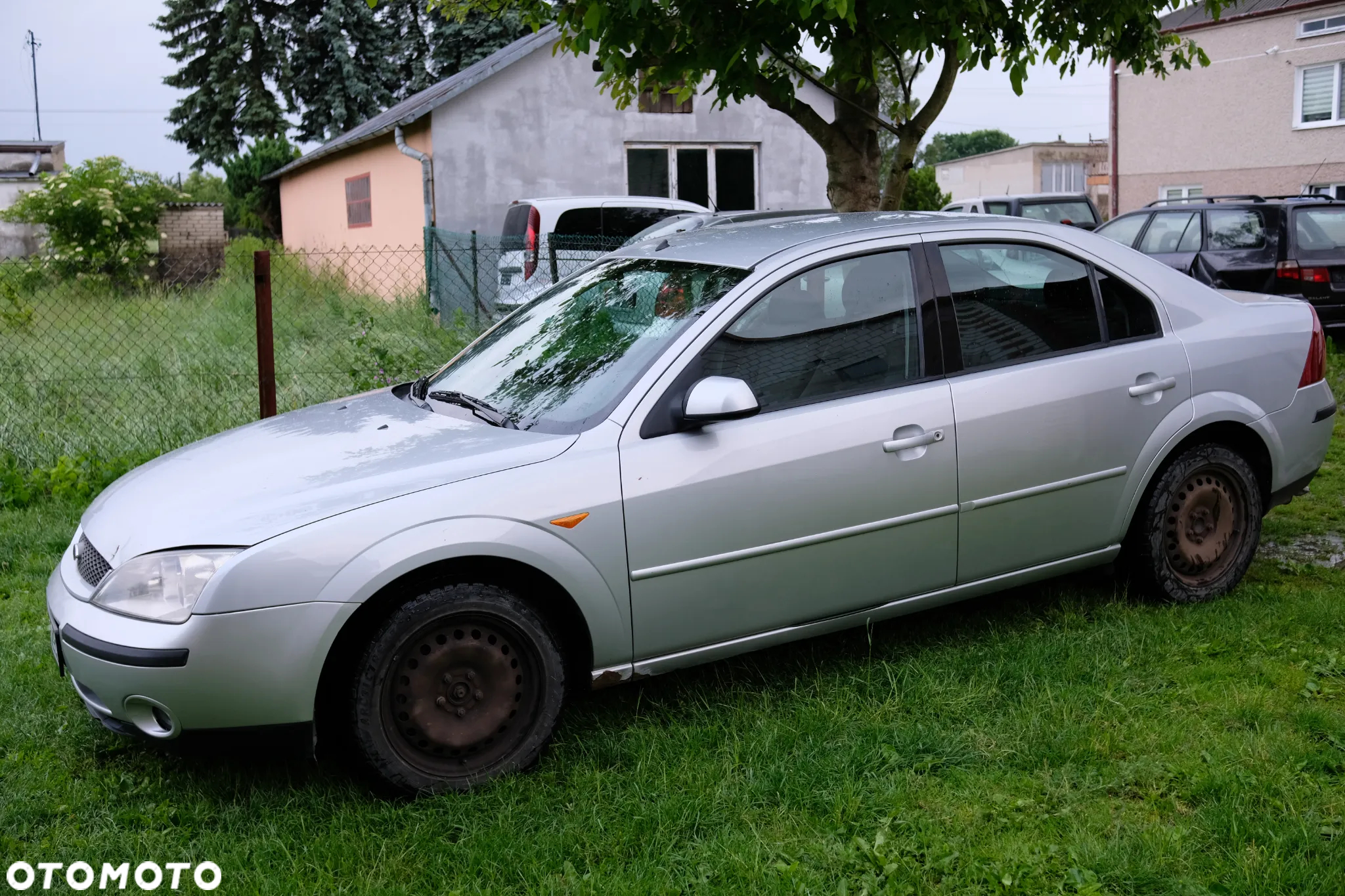 Ford Mondeo 2.0 TDDi Ambiente - 8