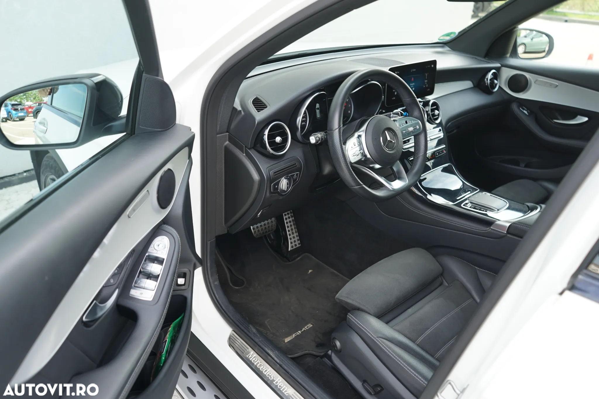 Mercedes-Benz GLC 200 4MATIC - 12
