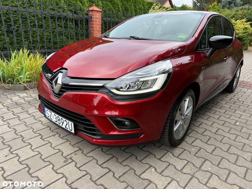 Renault Clio - 1