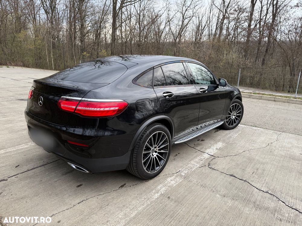Mercedes-Benz GLC Coupe 250 d 4Matic 9G-TRONIC AMG Line - 29