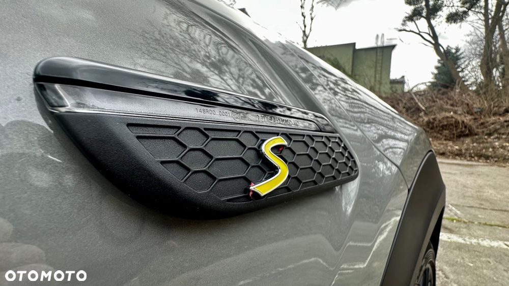 MINI Cooper SE Resolute Edition - 10