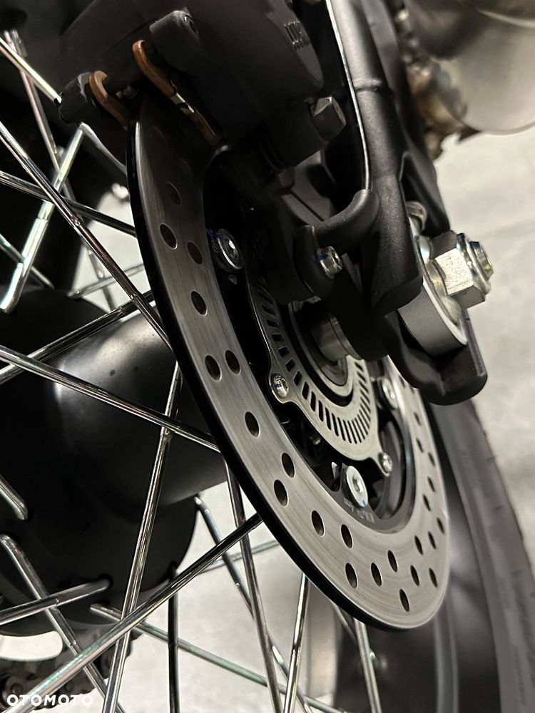 Brixton Crossfire - 11