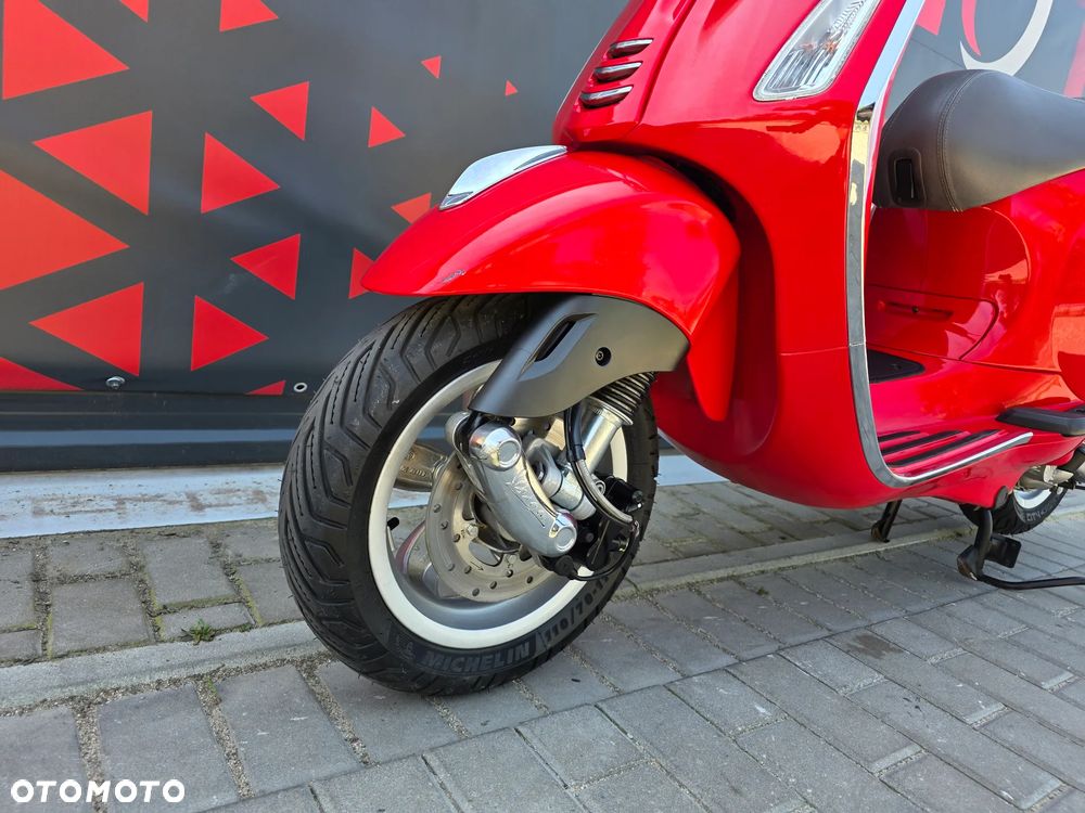 Piaggio Vespa - 21