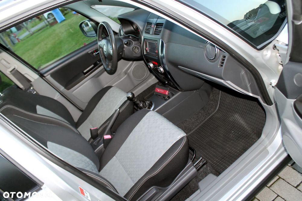 Suzuki SX4 Classic 2.0 DDiS 4x4 Club - 11