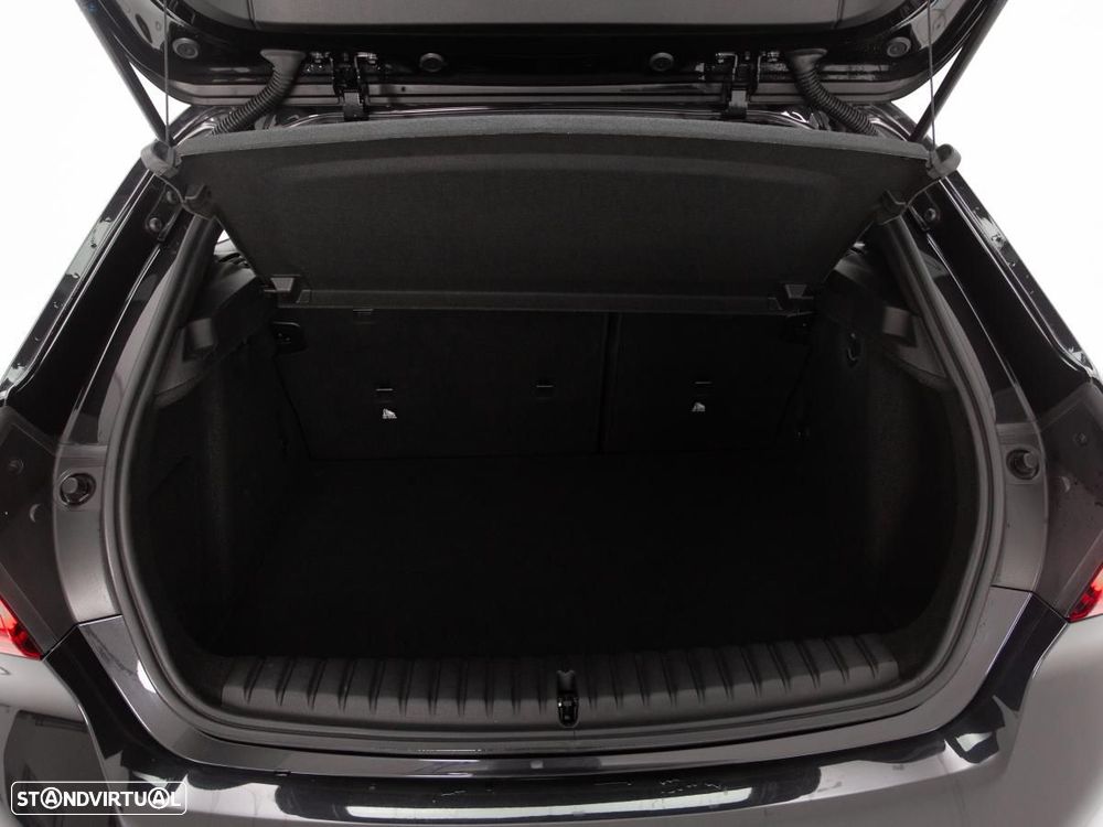 BMW 116 d Pack Desportivo M - 12