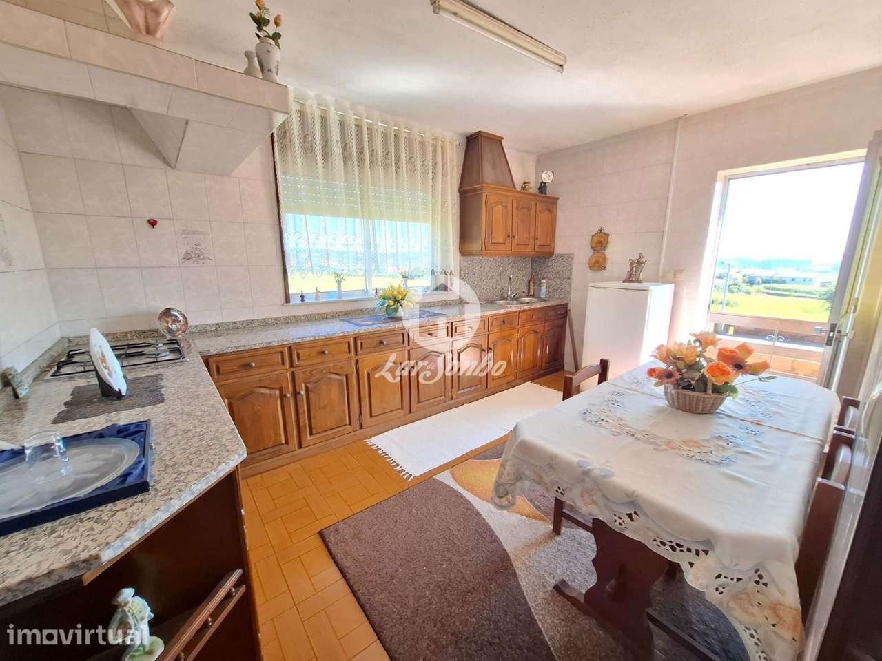 Moradia individual com terreno de 2.753m2 em Rates, Póvoa de Varzim - Grande imagem: 2/20