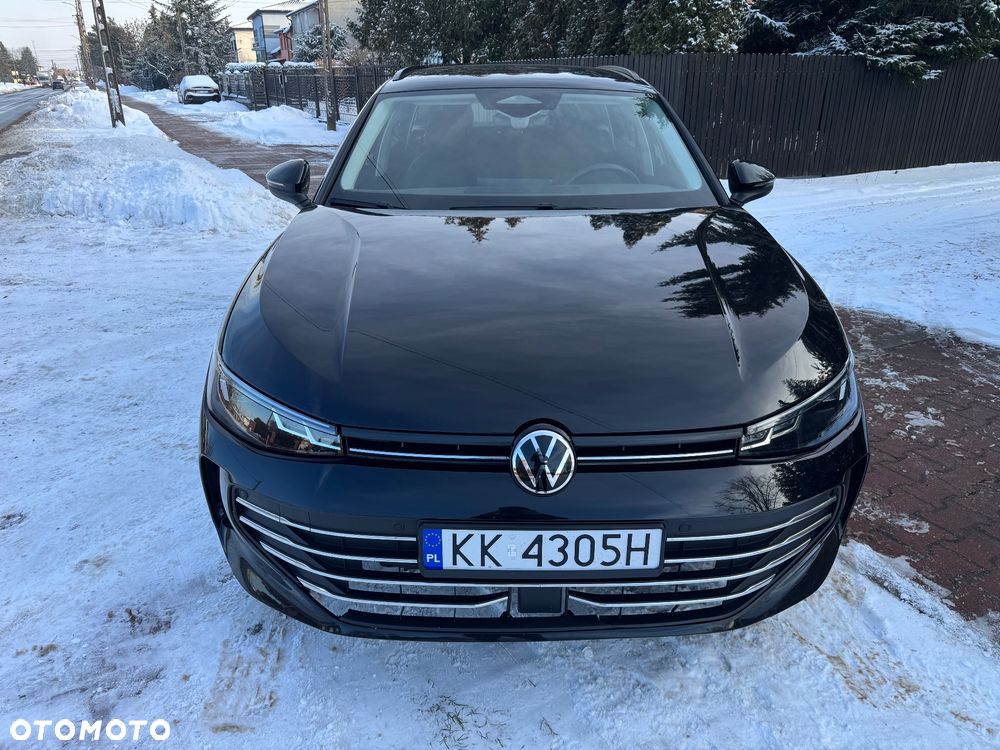 Volkswagen Passat - 4