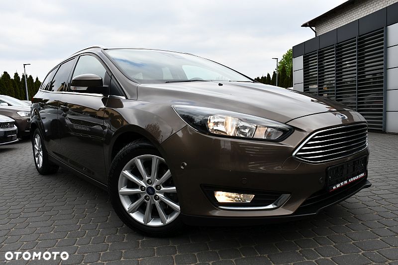 Ford Focus 1.5 EcoBlue Start-Stopp-System TITANIUM DESIGN - 2
