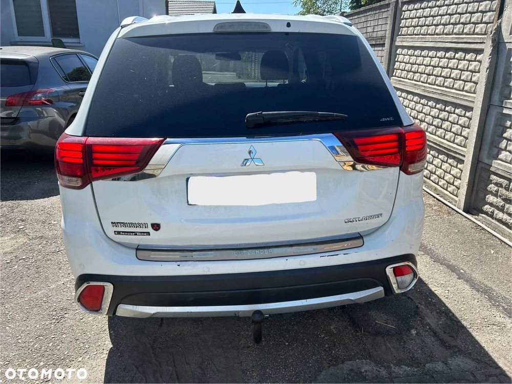 Mitsubishi Outlander 2.2 DI-D 4WD Top - 5