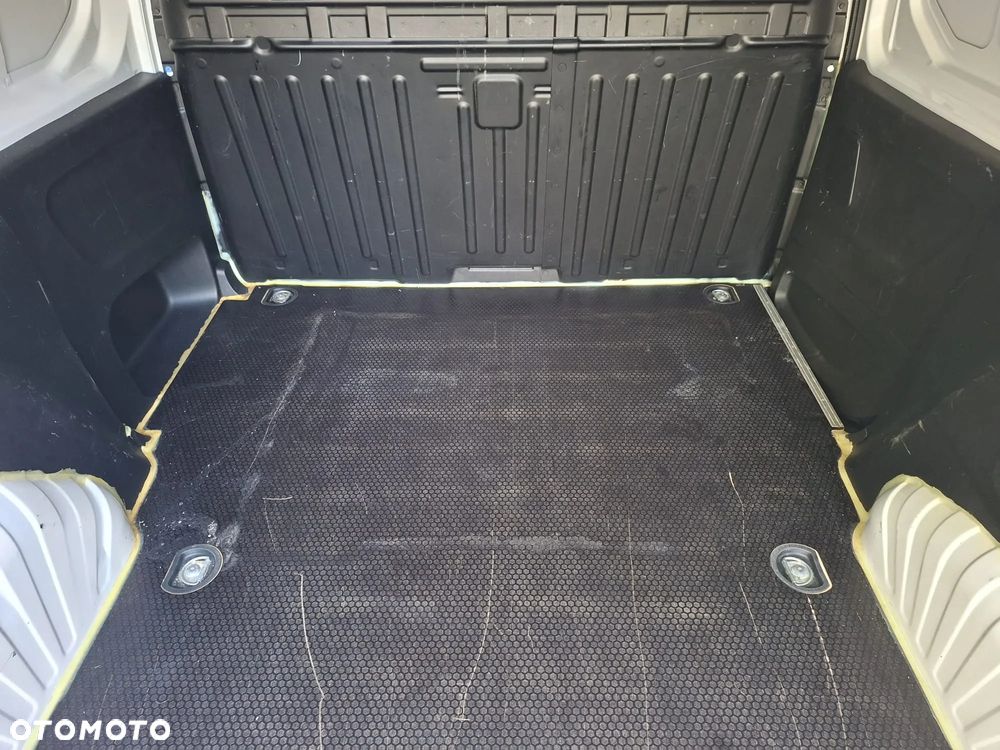Fiat Doblo - 8
