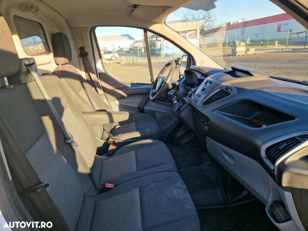 Ford Tranzit Custom - 10